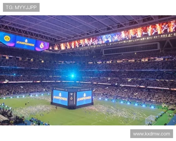 伯纳乌球场顶棚自动化改造工程全面启动提升观赛体验与赛事效率